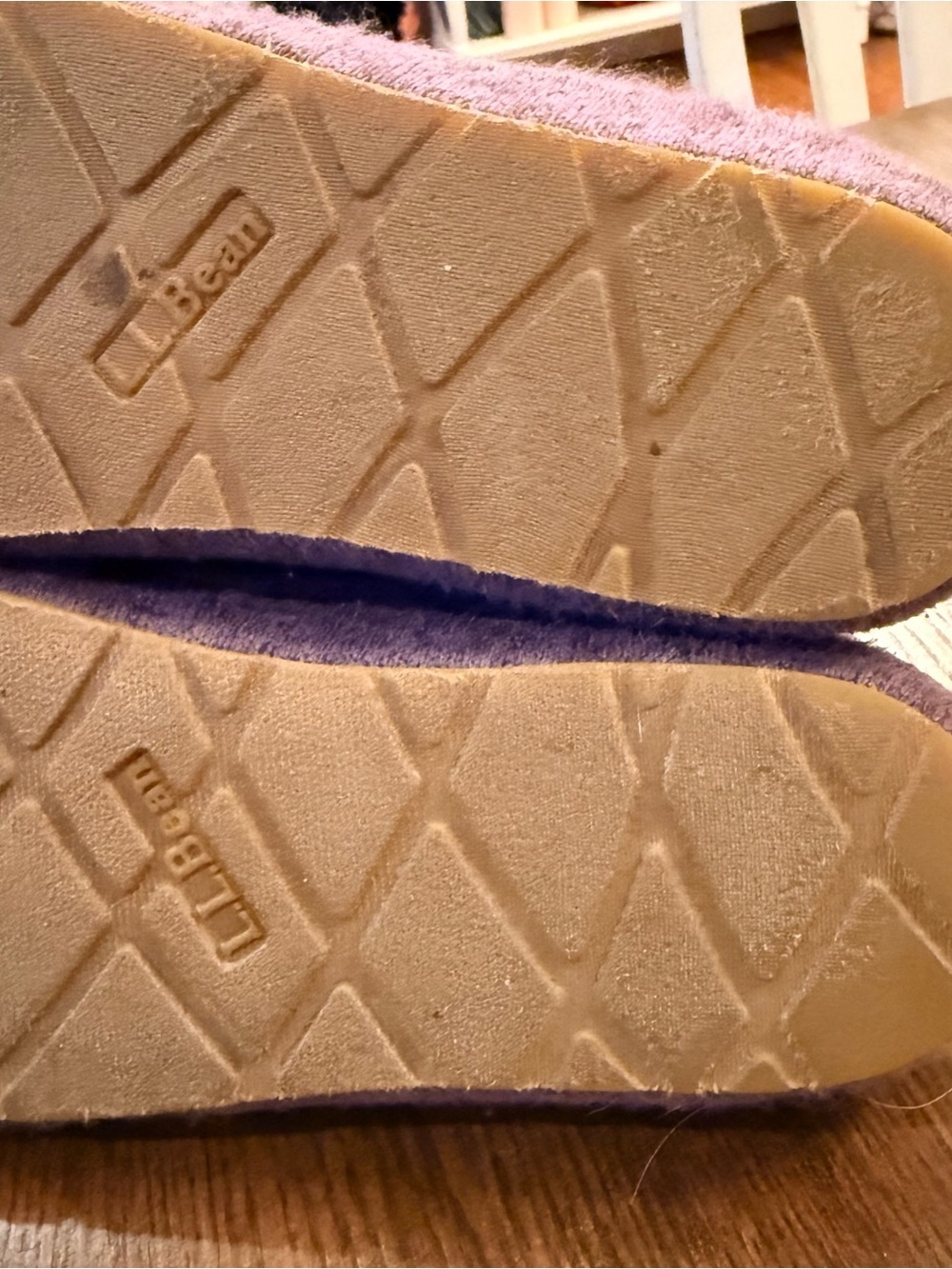 L.L. Bean Women’s sweater fleece slipper. Women size 9 - Picture 4 of 7